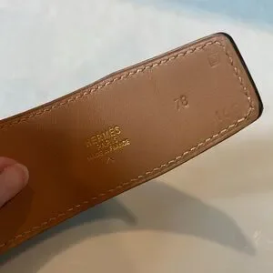 Hermes | Accessories | Hermes Large H Belt Black And Gold  display picture 2